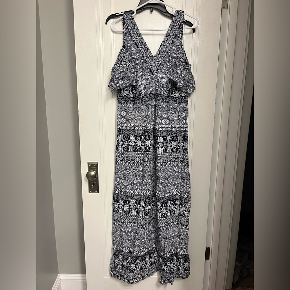 Woman's Jessica Simpson Navy Blue and White Maxi Maternity Dress- Size L- Used